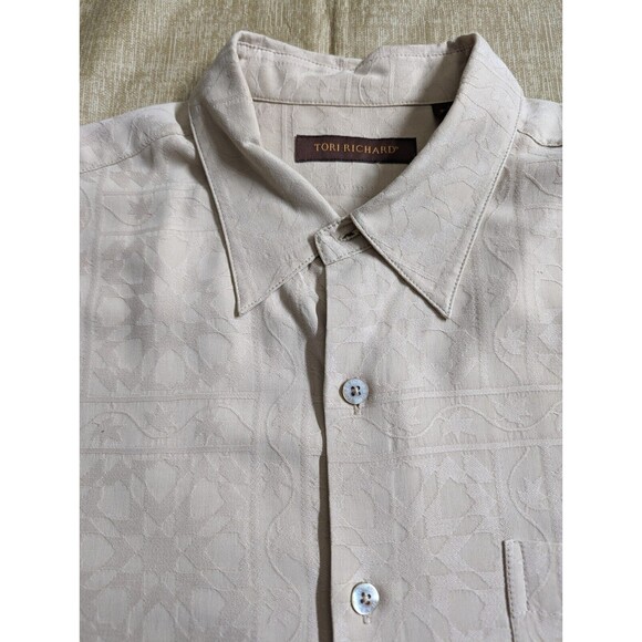 Tori Richard Other - Tori Richard Mens Tan Short Sleeve Button Up Geometric Floral Embroidery Size XL